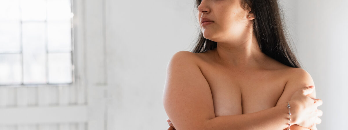 femmes rondes et nues